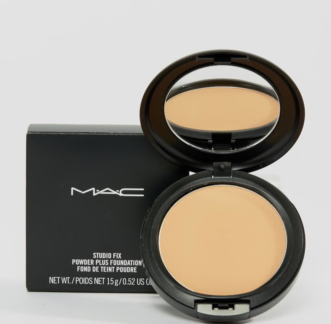 MAC Studio Fix Powder Plus Foundation - COLOUR: C4.5