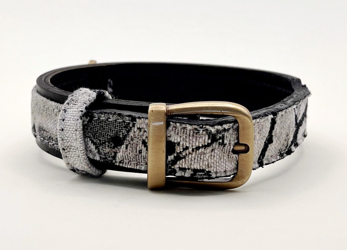Halsband "Winter Forest"