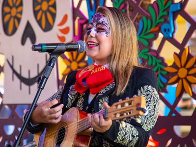 Día de los Muertos at Disneyland Resort: Celebrating the Everlasting Bonds of Family