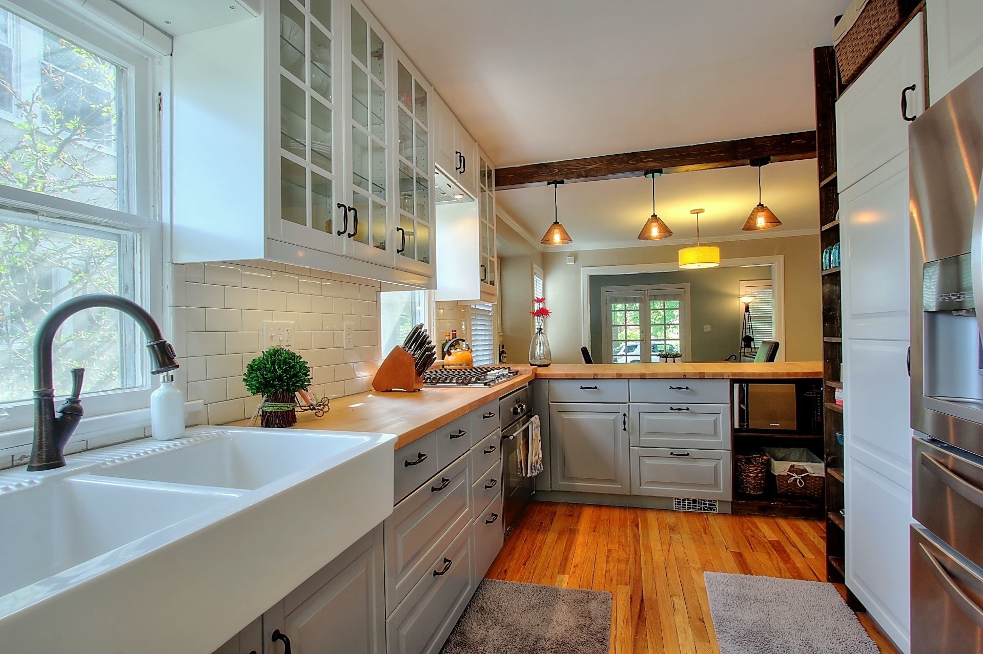 Locust Kitchen