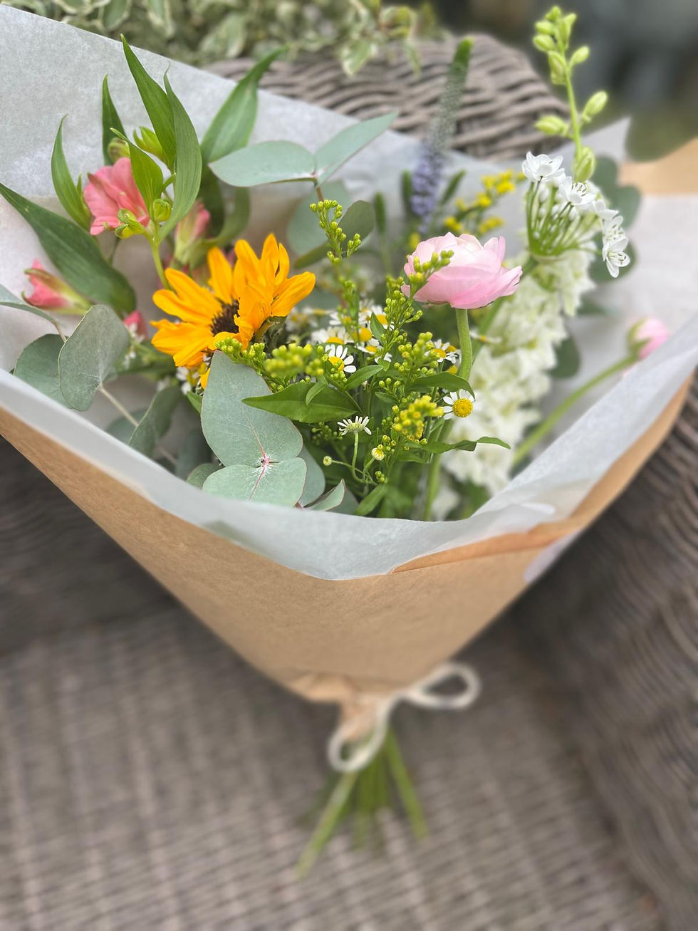 Thumbnail: Small Bunch- Florist Choice £25