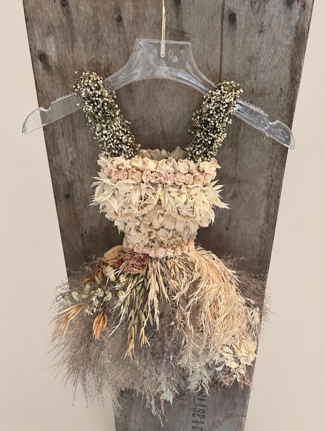 Dried Flower Dresses (hanging decoration)