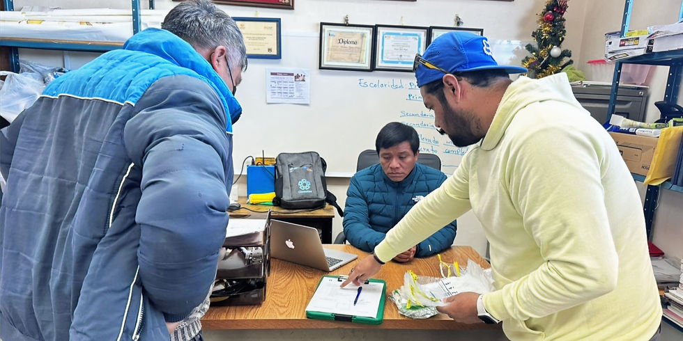 escuela recibe kit de monitoreo