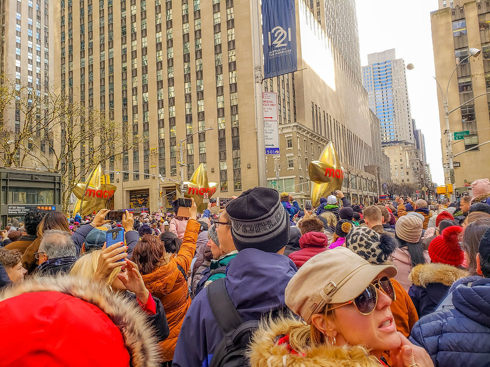 Macy's Thanksgiving Parade Street Crowd Macy's Gold Stars Balloon Floats