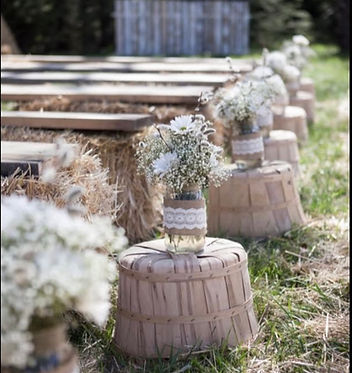outdoor country themed weddig seats