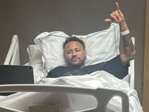 Cirurgia feita no joelho de Neymar é comum entre atletas e praticantes recreacionais de esportes, afirma médico do Imot