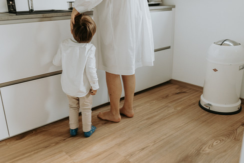 Mal schauen was Mama da macht