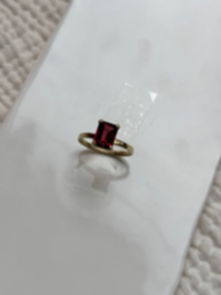 The birth stone ring cushion