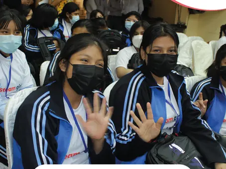 Steam Girl Moquegua presenta sus Primeras Generaciones de estudiantes