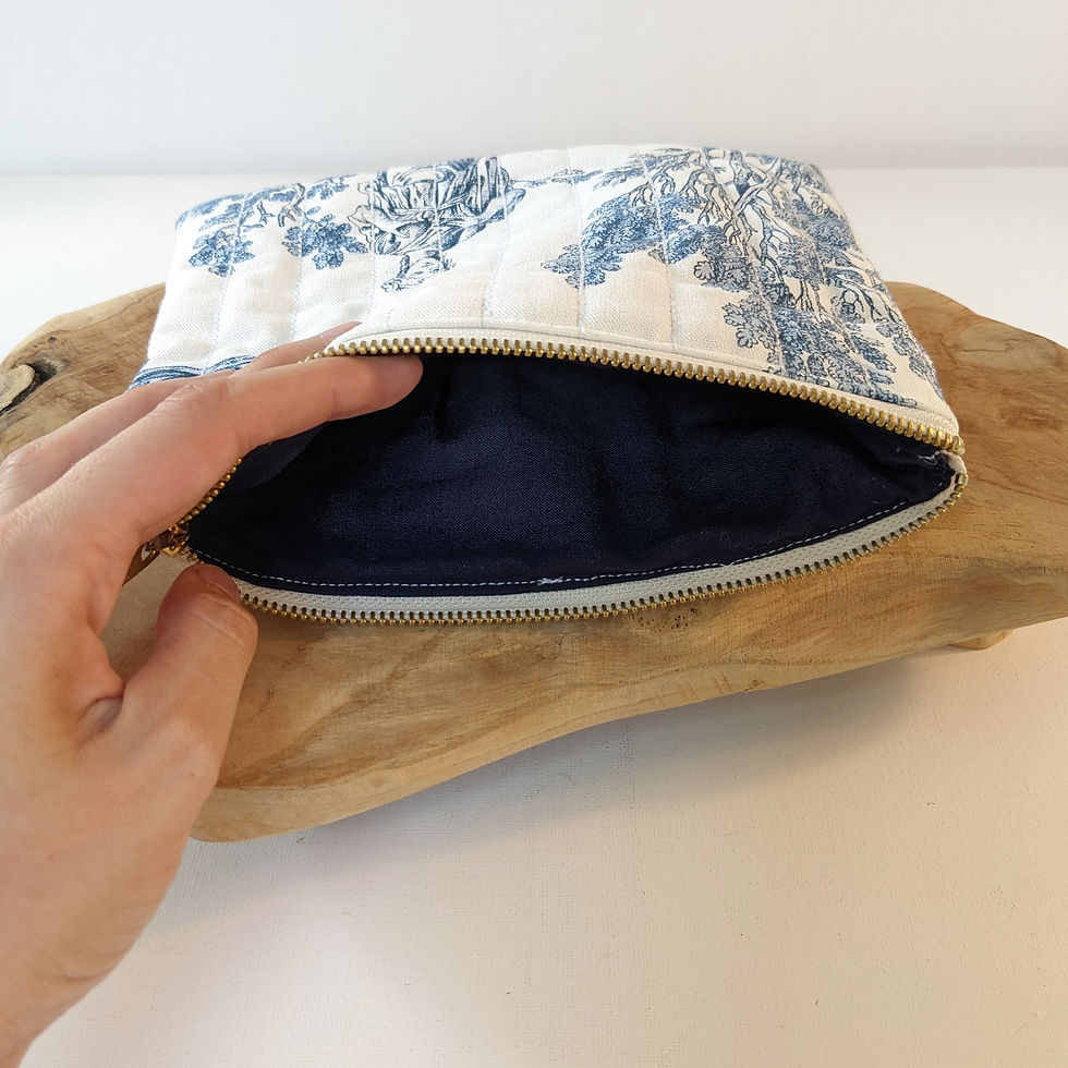 Miniature : Petite trousse matelassée Jouy 
