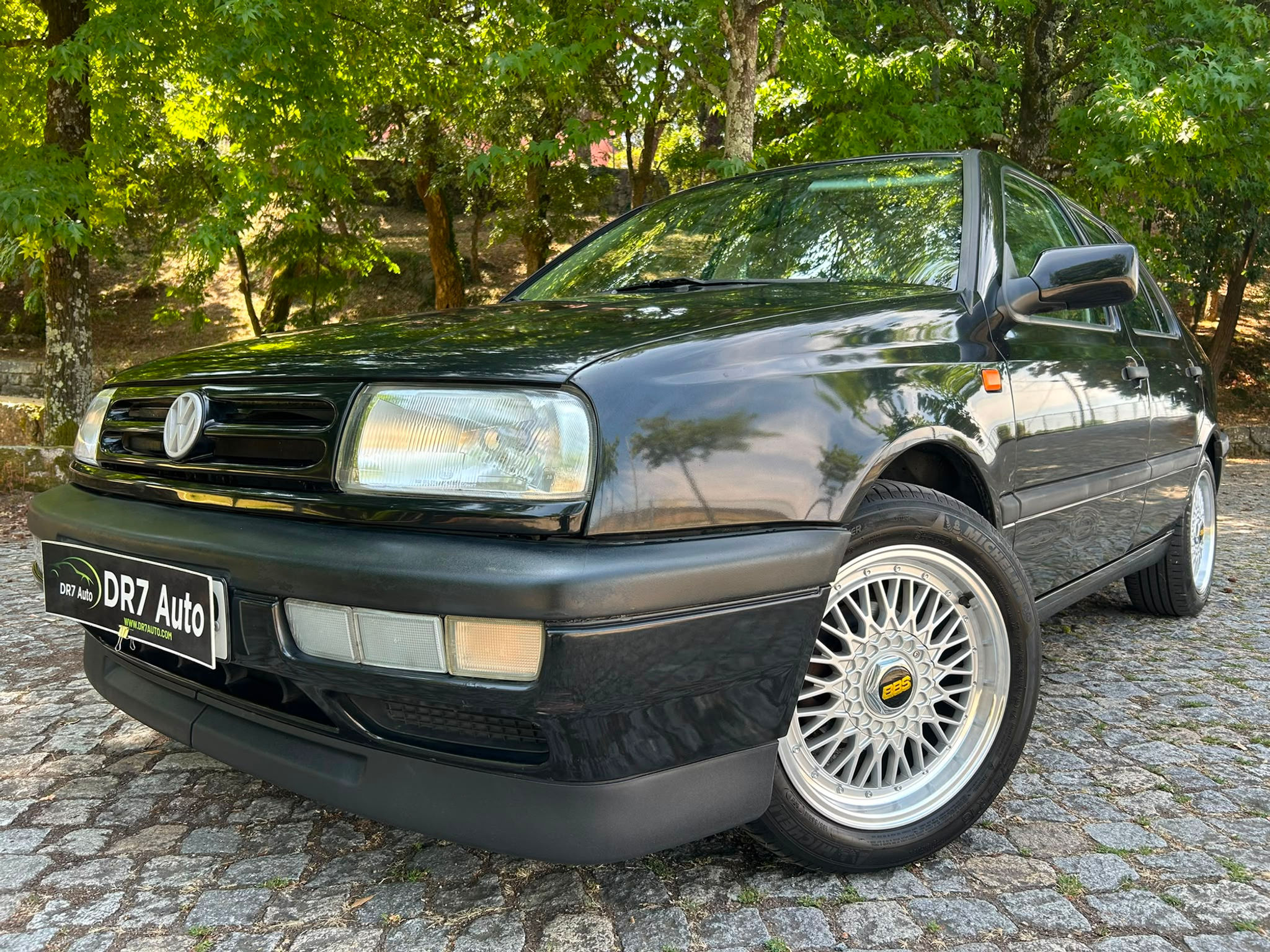 Volkswagen Vento 1.6 GL * 70 mil kms