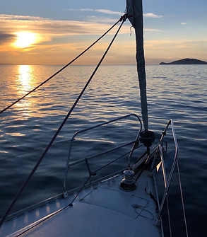sunset sailing halkidiki