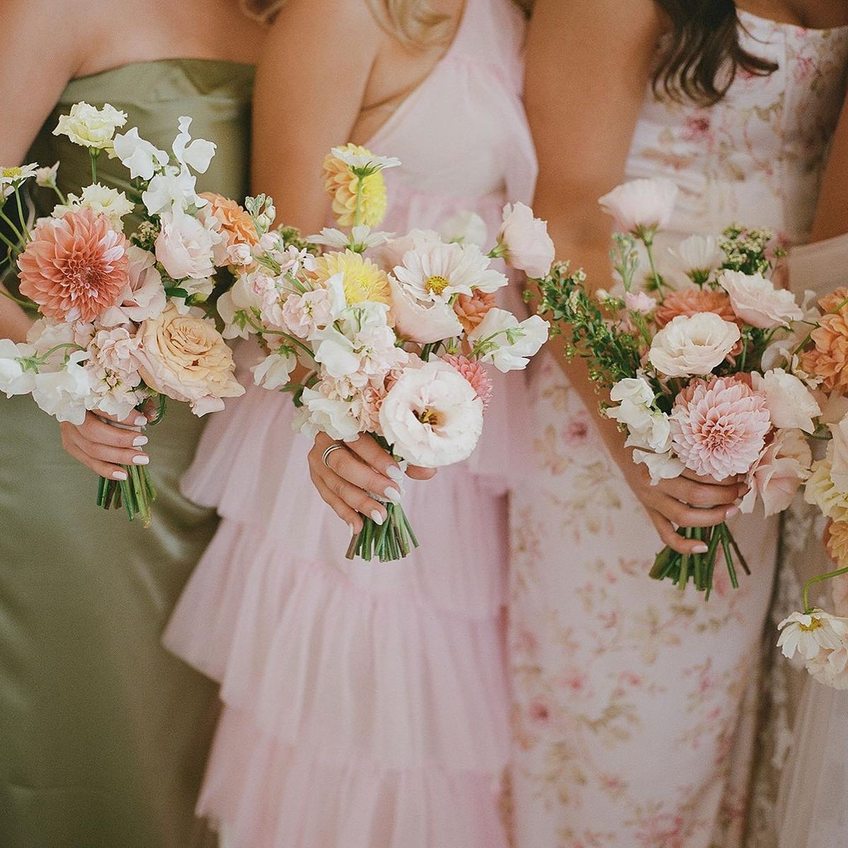 Bridesmaid Bouquet (Fresh Flowers)