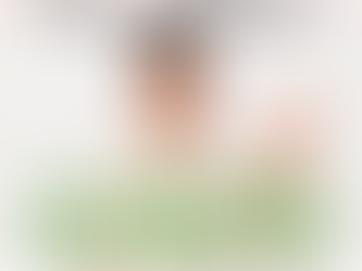 Ben Tan, Singapore realtor, with surprised expression raises hand. Text: "How does VERS affect HDB resale?" Background: HDB flats.