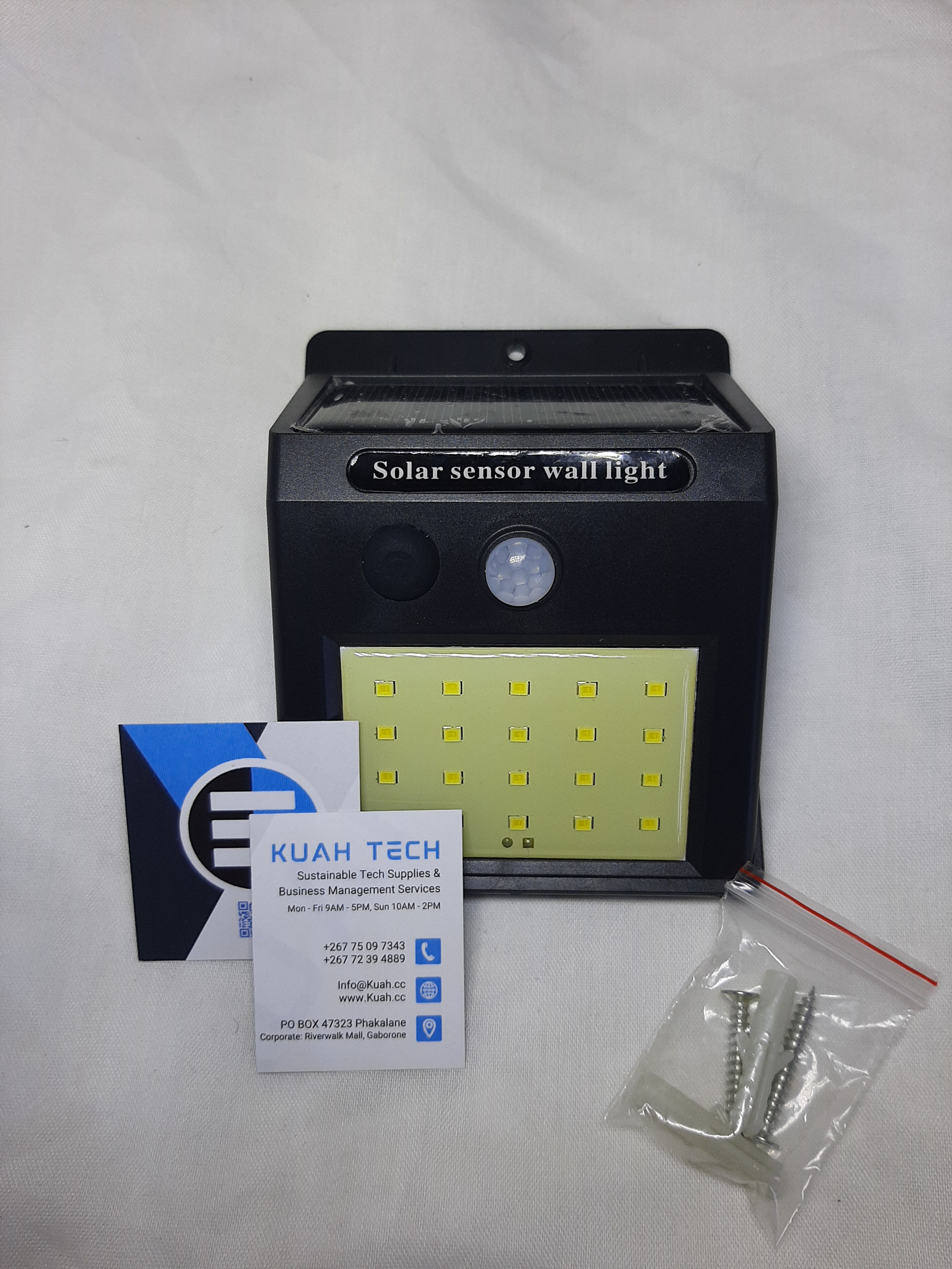 Solar Powered 20 LED Wall Light PIR Sensor + CDS Night Sensor