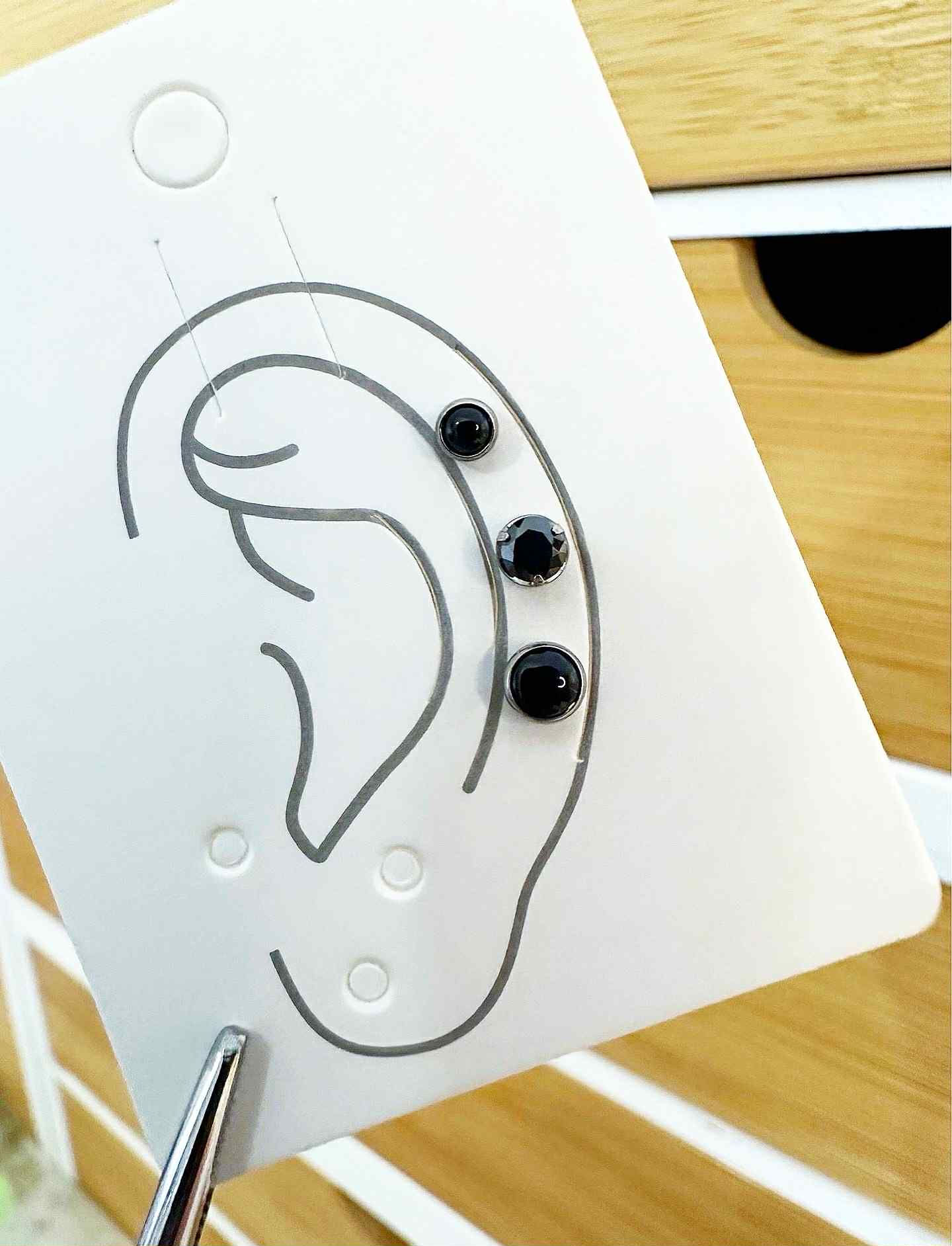 Set de 3 piercings labret rosca interna onix y circón negro de Titanio ASTM F136