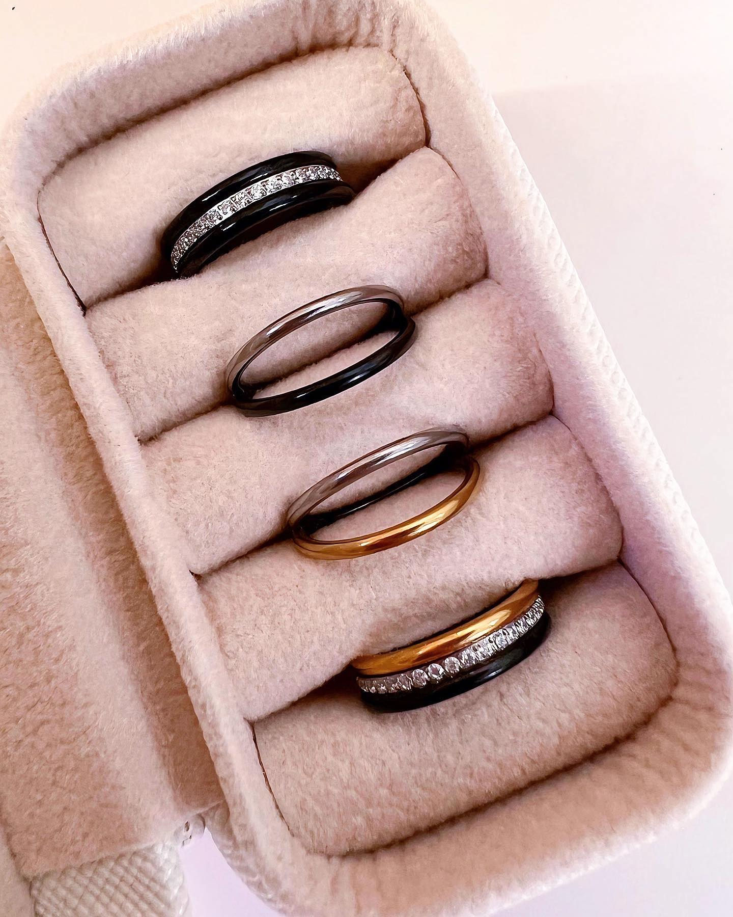 Argollas piercing Titanio ASTM F136 diseños laterales 12 mm diámetro