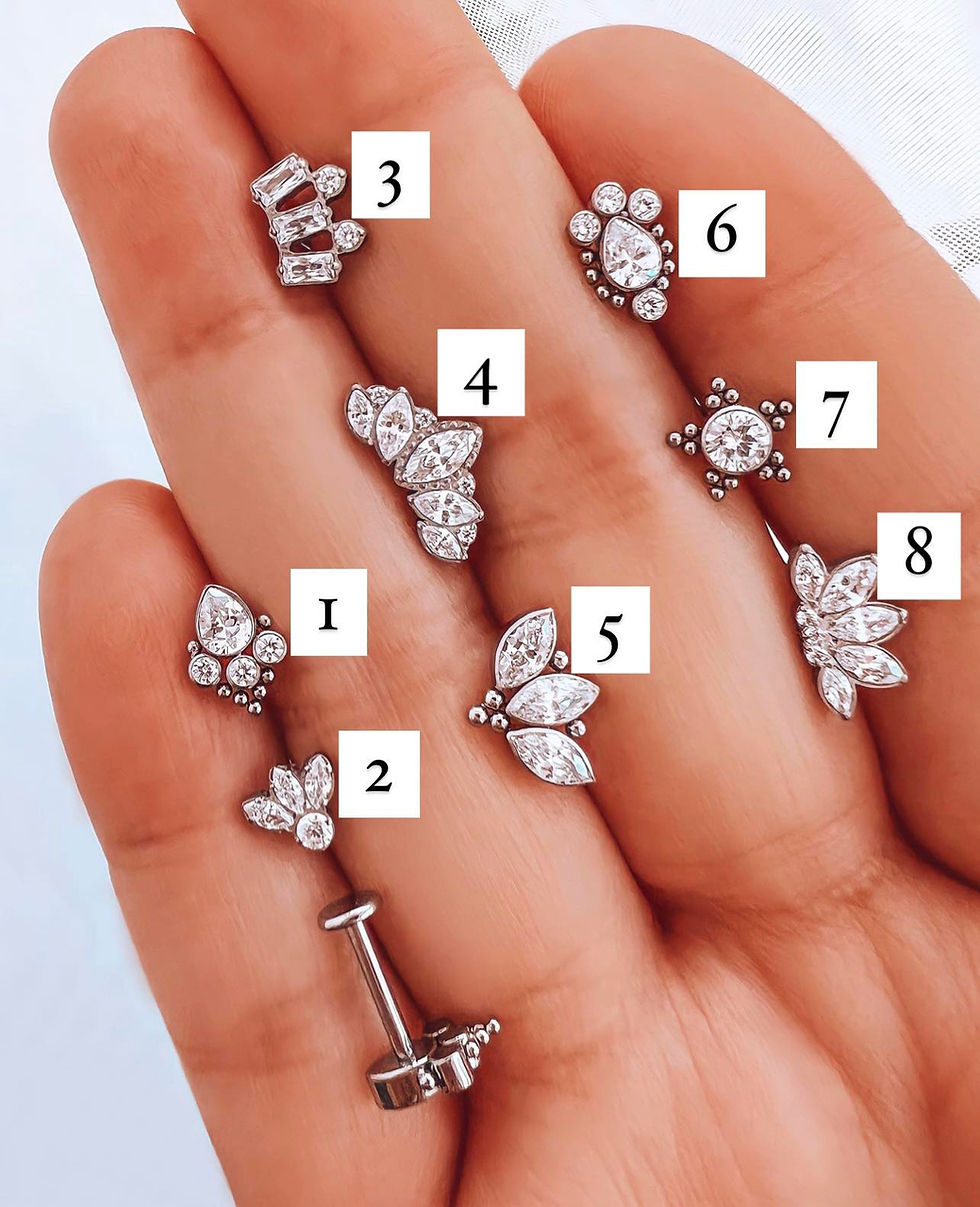 Miniatura: Piercing labret rosca interna variados con circones blancos de Titanio ASTM F136