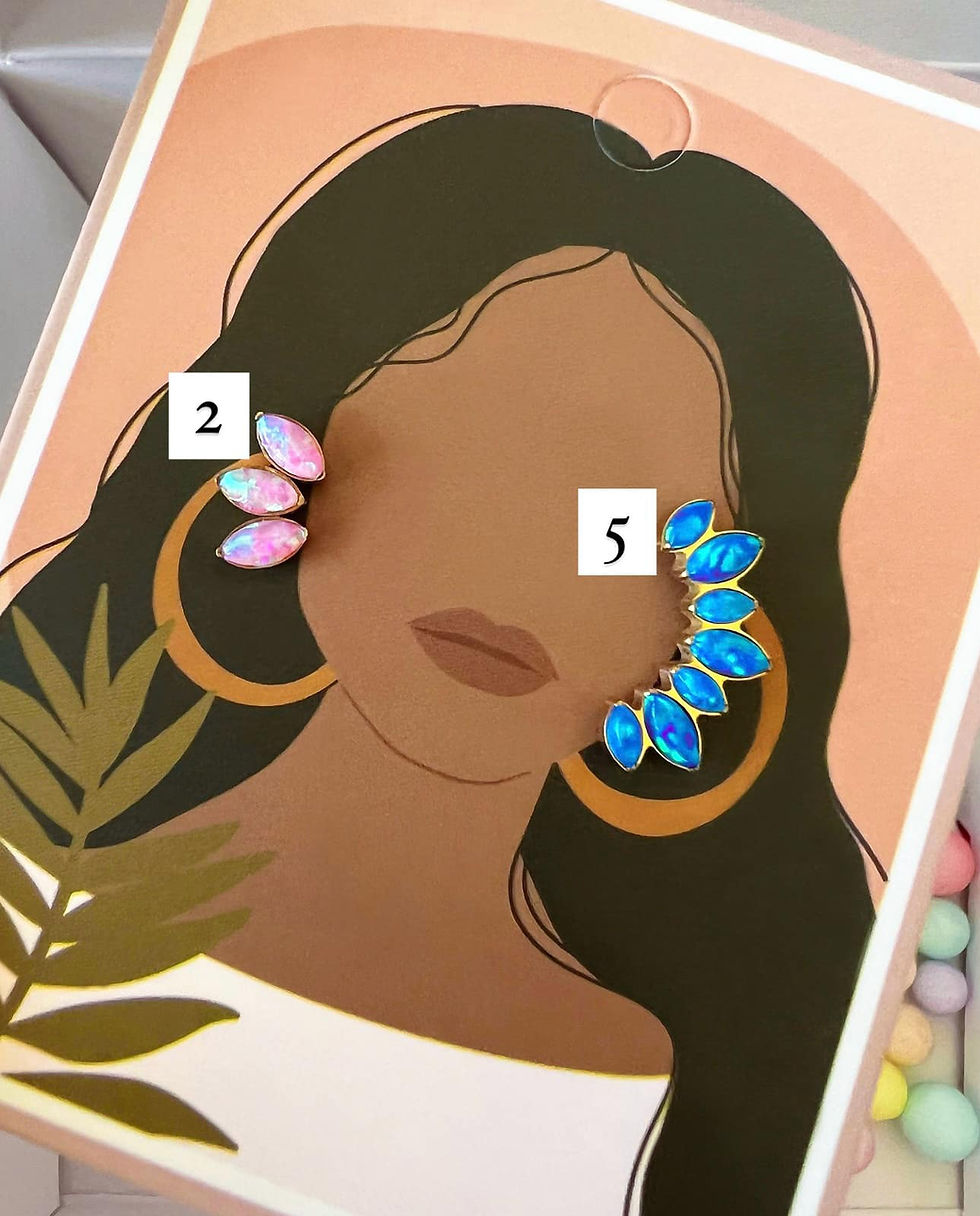 Miniatura: Piercings rosca interna dorados con ópalos rosas, azules y blancos de Titanio