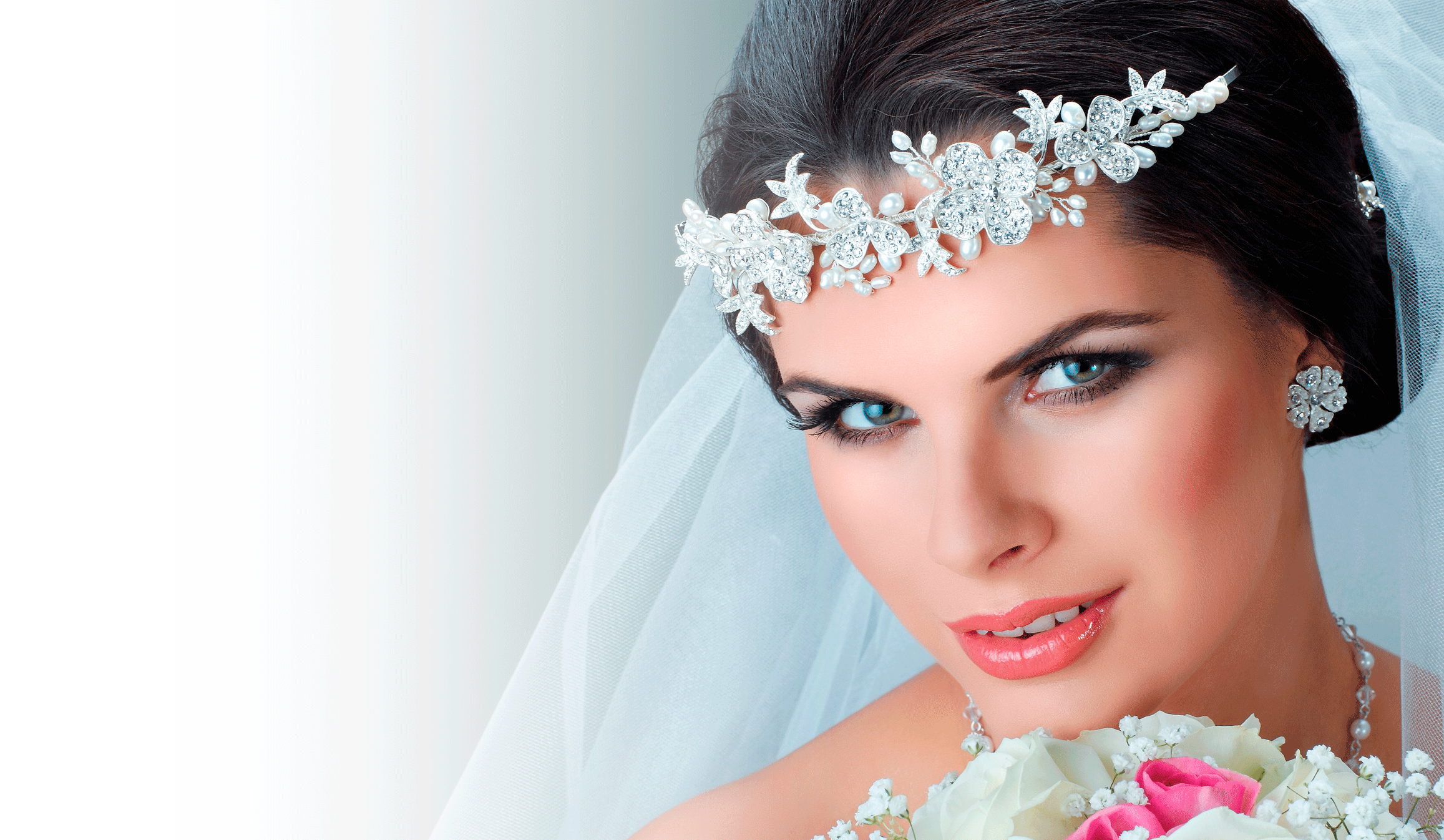 BR Costume Fashion Jewelry.gif