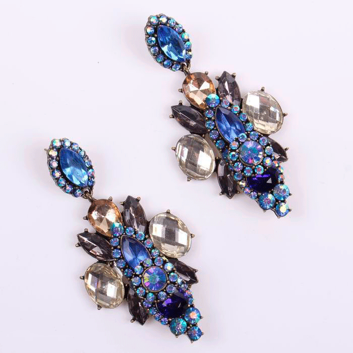 Thumbnail: Dangle Drop Crystal