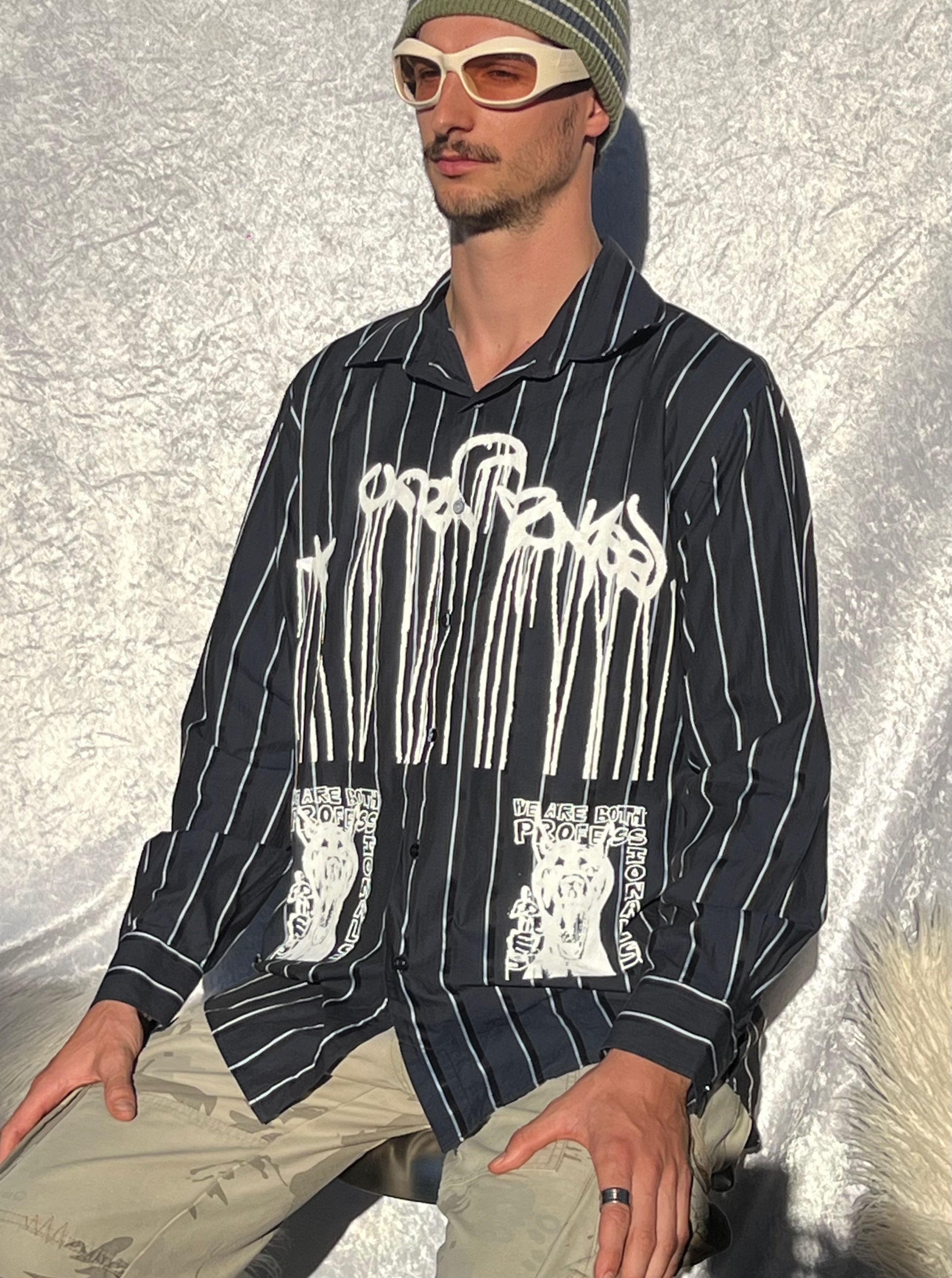 SHARK FIN SOUP shirt wide stripe size XL