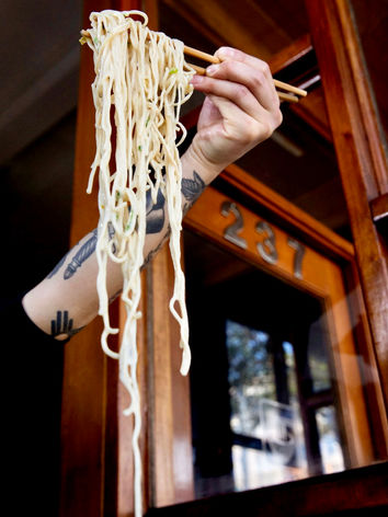 Iza Ramen, noodles, Miso, paitan, tonkotsu, tsukemen, San Francisco 