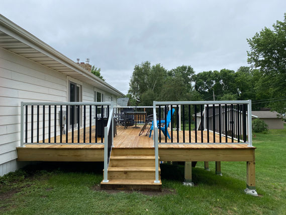 custom deck services