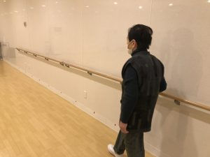 手すりを設置致しました!!