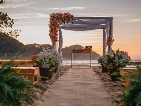 Pacote para mini casamento na praia em Ubatuba: como funciona?