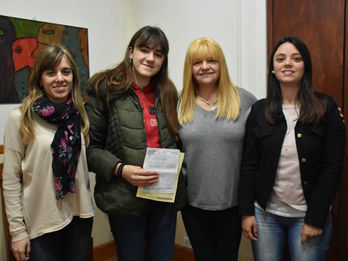 DONACIÓN DE ÓRDENES DE COMPRA PARA EGRESADOS DE ESCUELAS SECUNDARIAS