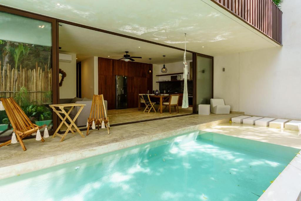 Private Jungle Luxury Apartment with Stunning Rooftop - 2BR/3BA (Tulum)