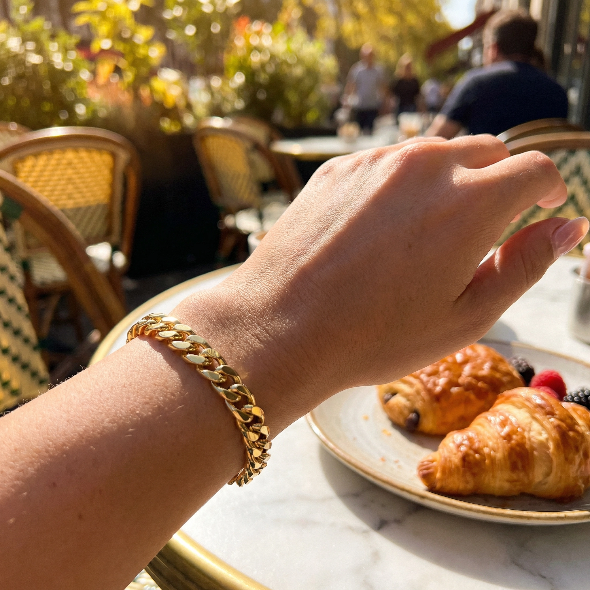 Elite  Gold Jib Sail Chain Bangle