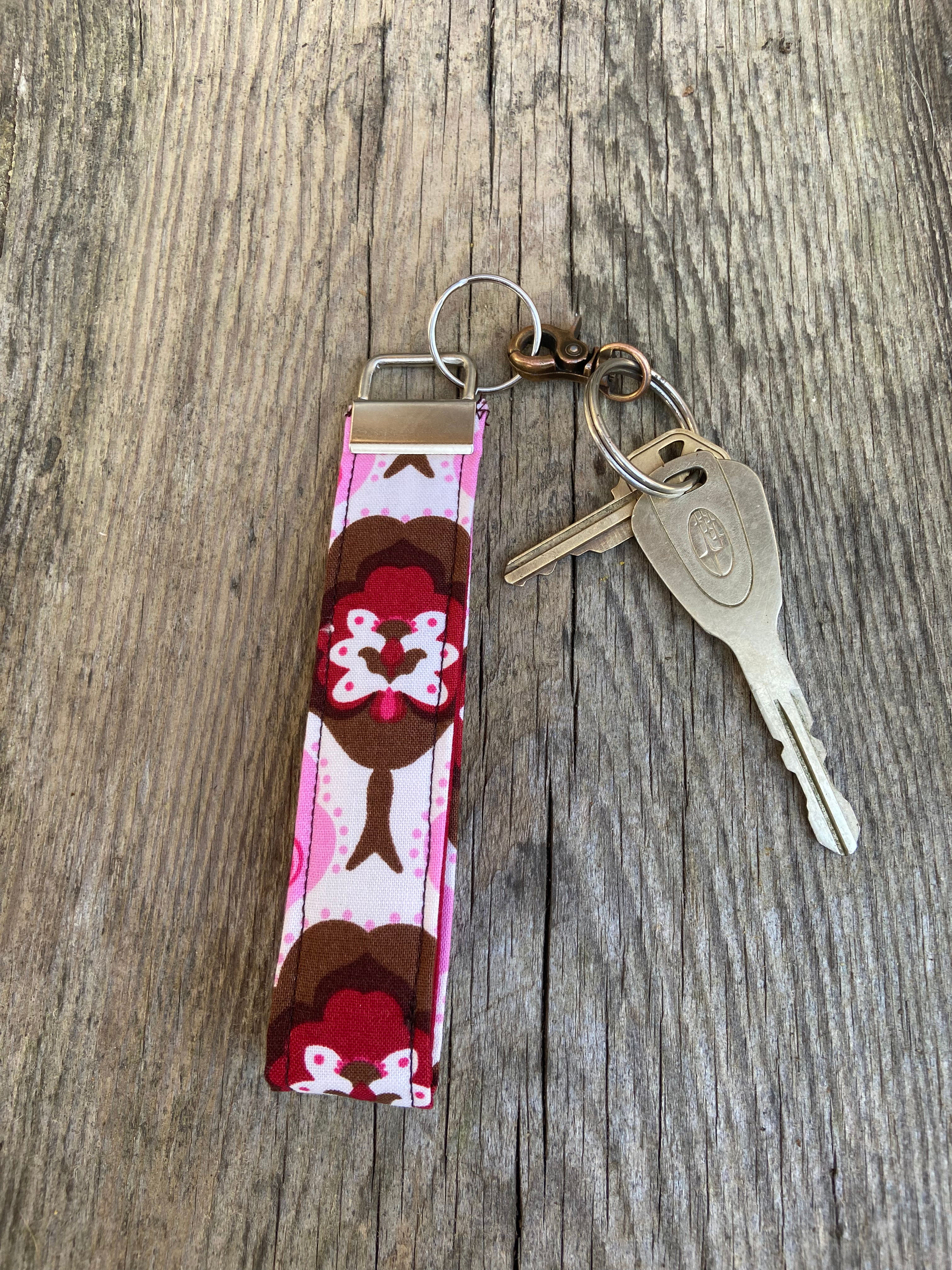 Red and Brown Floral Medium Wristlet Keychain