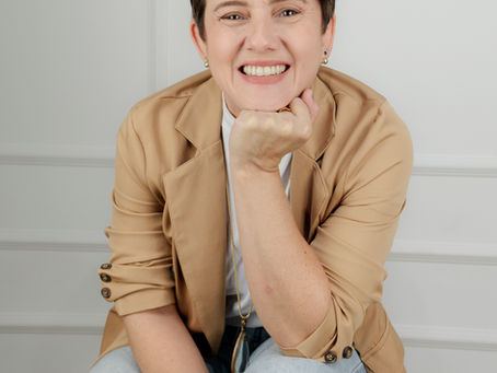 Fotografia Profissional para Juliana Sell: Autenticidade na Gestão de Aprendizagem