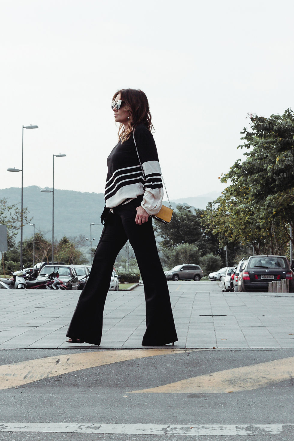 look do dia loja strass calça preta social blusa social