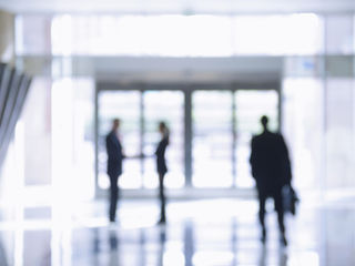 Was ist ein Nervenzusammenbruch – und wie erkenne ich ihn rechtzeitig?
