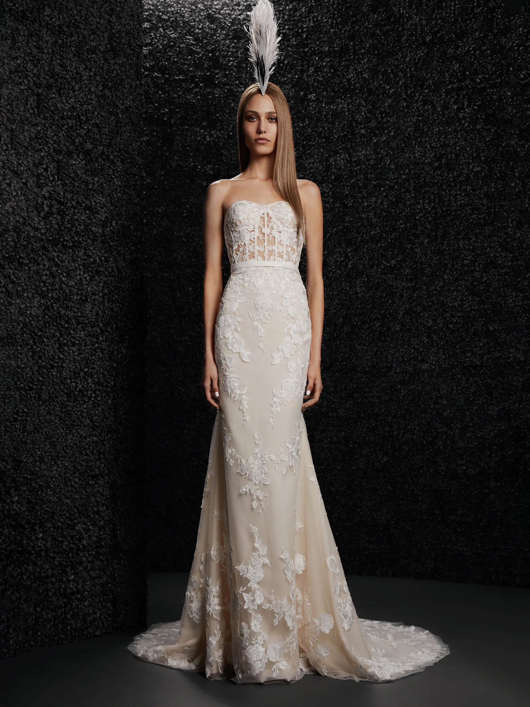 Vera Wang Haute Wedding 2023 Collection “Hortense” Light Ivory