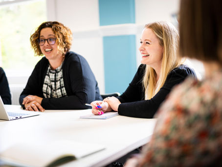 How to Choose the Right Headshot Photographer in London