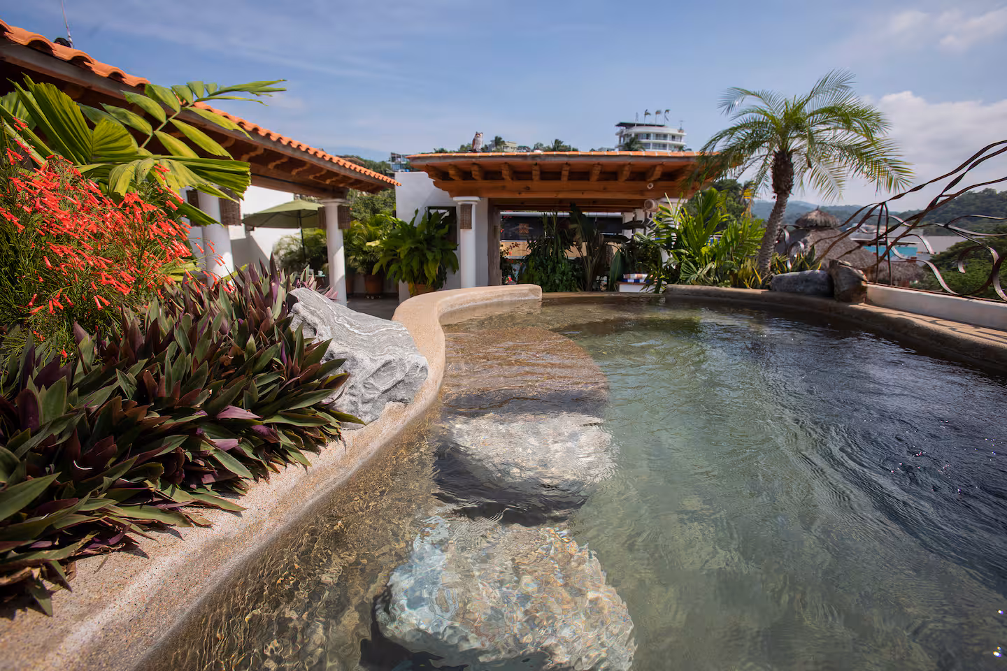 Photo of a pool and a villa located in Mexico