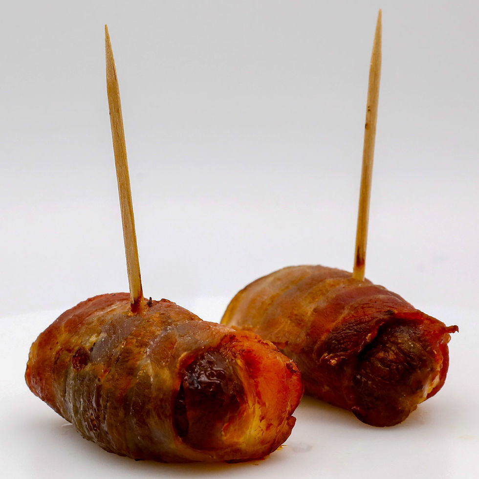 Besonders fein: Datteln im Speckmantel gefüllt mit Frischkäse, Hotel Restaurant Guggital, Zug