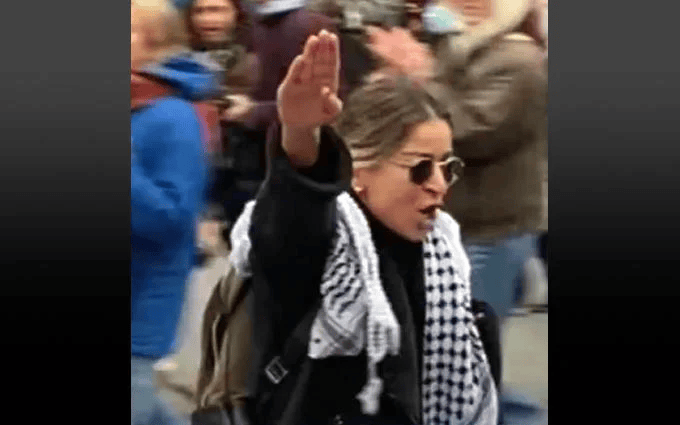 Nazi salute at a Montreal protest