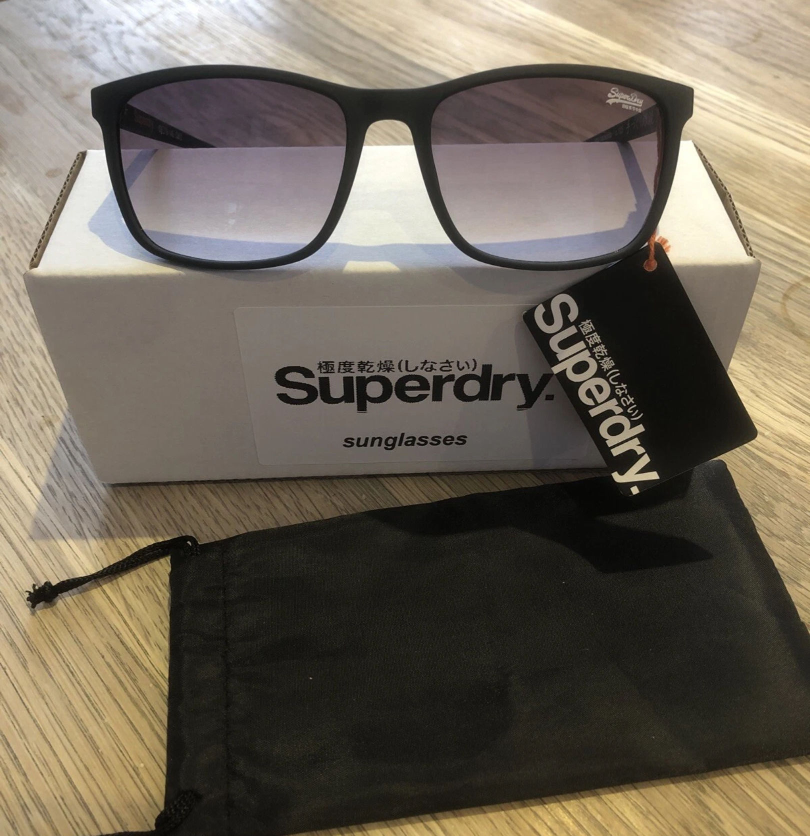 Superdry SDS 105 Blue Unisex Hacienda Sunglasses Gradient Acrylic Lens.   ● Abou