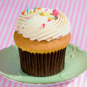 GREEN SAUCER CUPCAKE