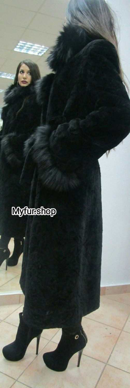 Thumbnail: MINK FUR ANKLE LENGTH COAT With FOX 