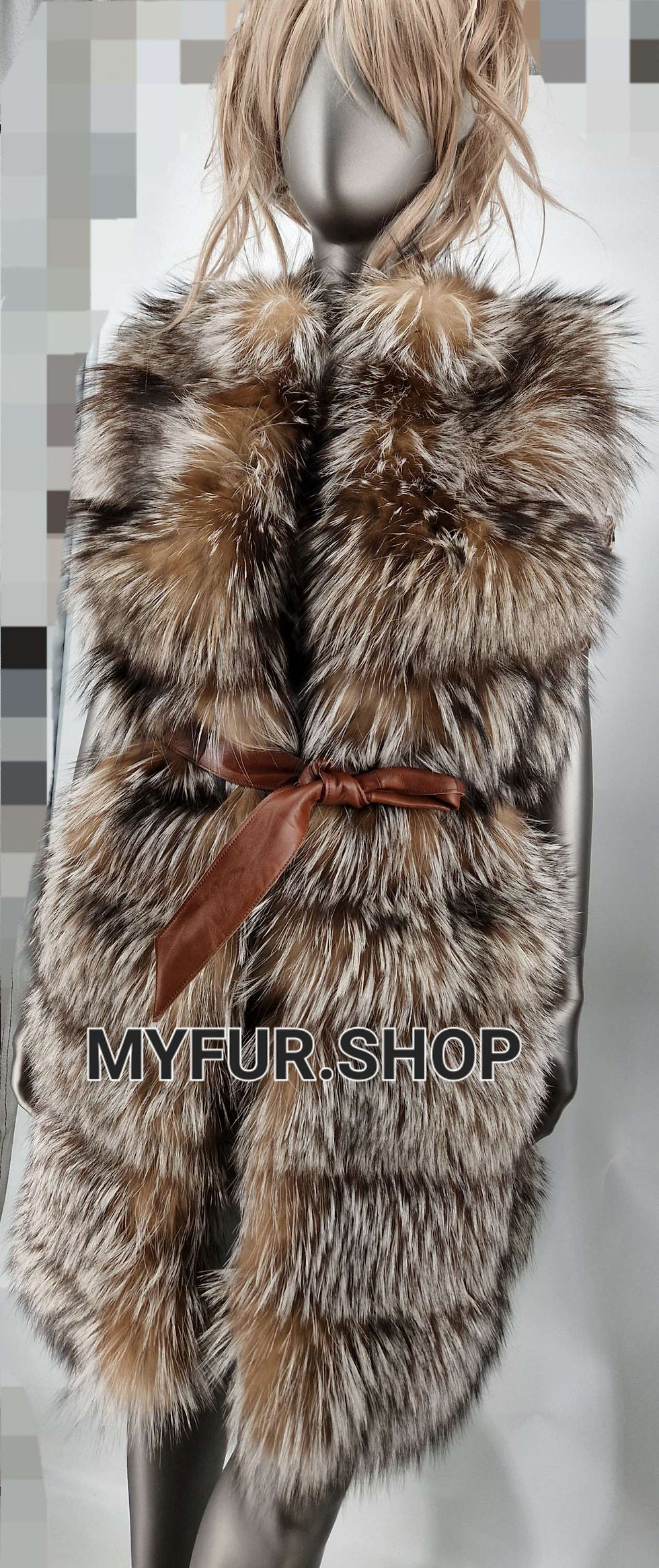 Thumbnail: Long Crystal Fox Fullpelt Fur Vest