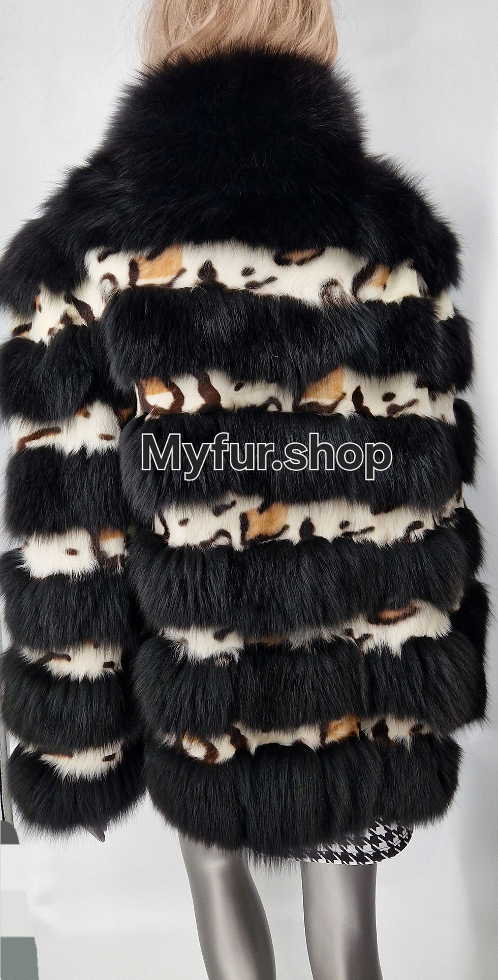 Thumbnail: BLACK FOX Fur with Animal Print straps
