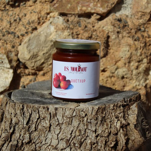 Ein Glas Ketchup aus naturbelassenen Tomaten von Es Molinot