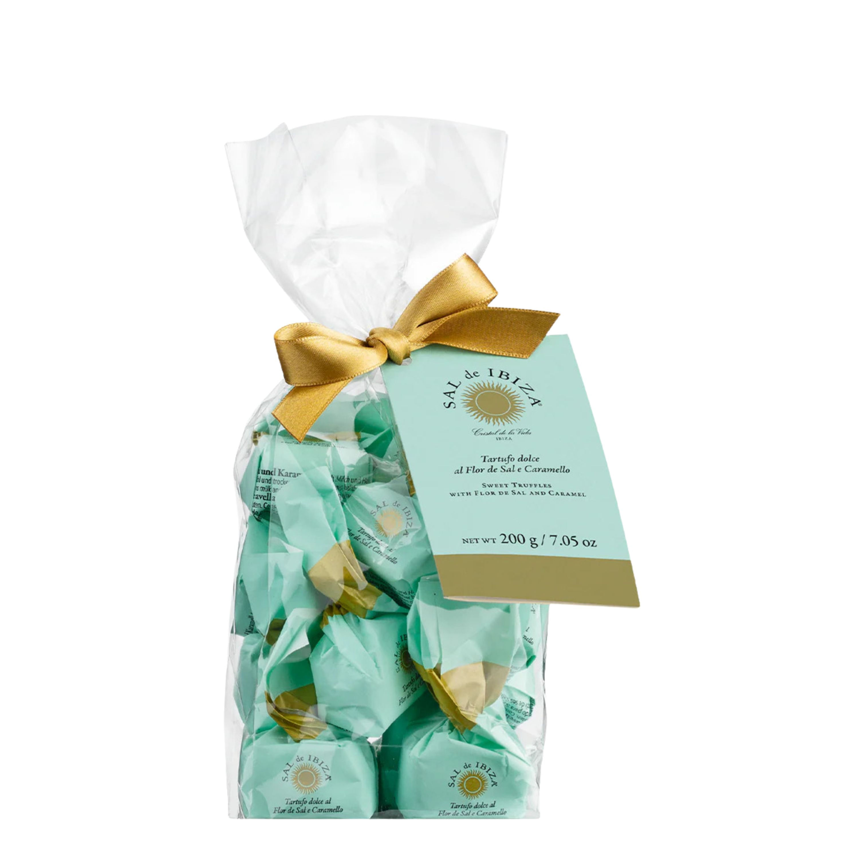 Zellophantüte gefüllt mit Tartuffos mit Salz- und Karamellgeschmack in türkisfarbener Folie eingewickelt