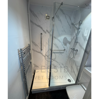 Cloakroom converted to shower room - Transformation